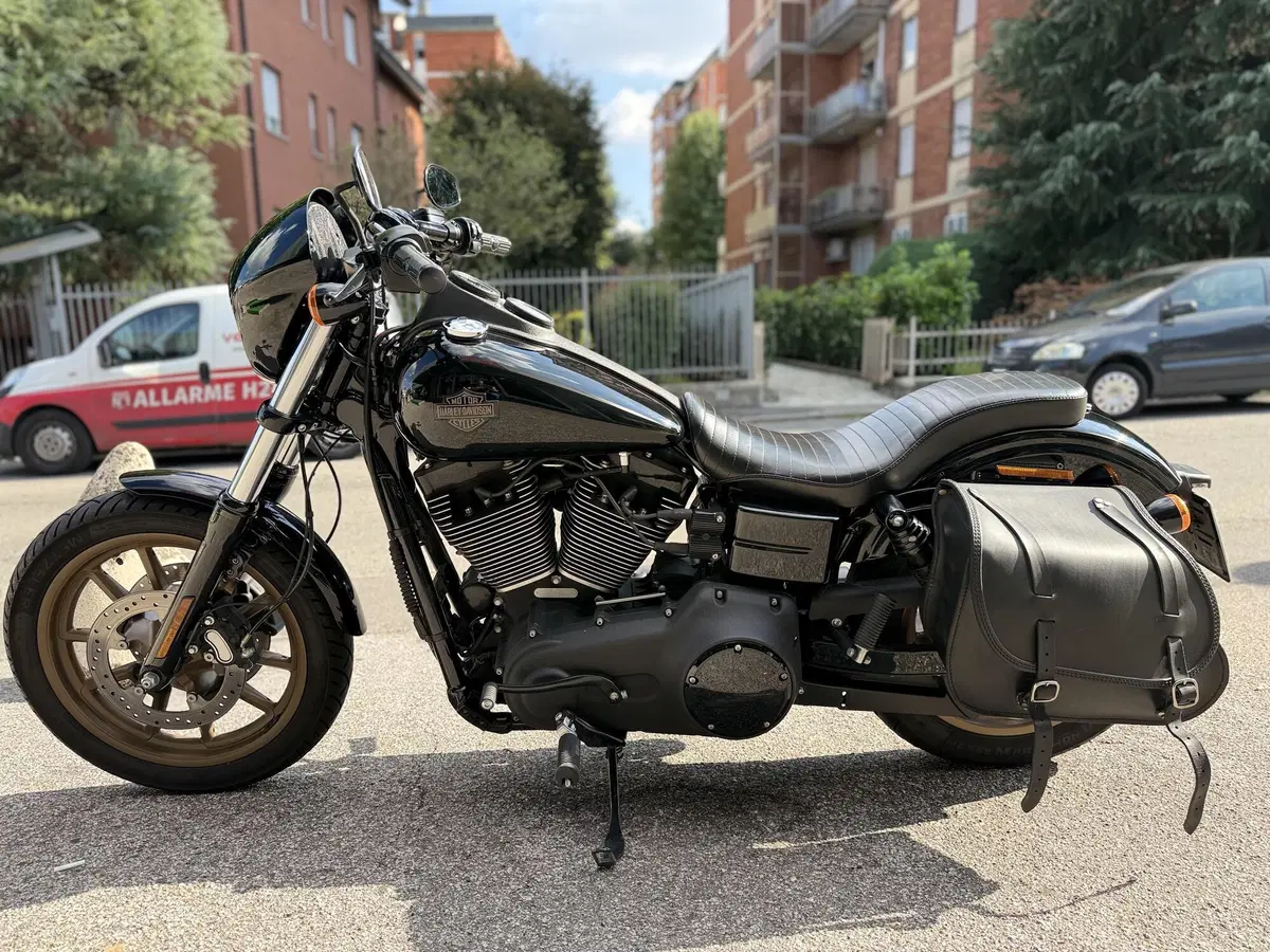 Harley-Davidson 1800 Low Rider S (2016 - 17) - FXDLS (3)