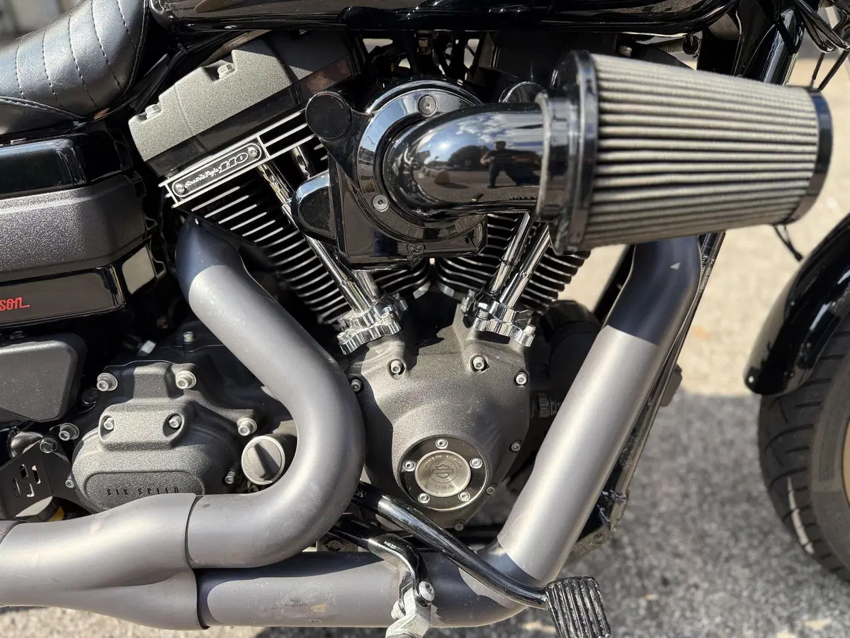 Harley-Davidson 1800 Low Rider S (2016 - 17) - FXDLS (13)