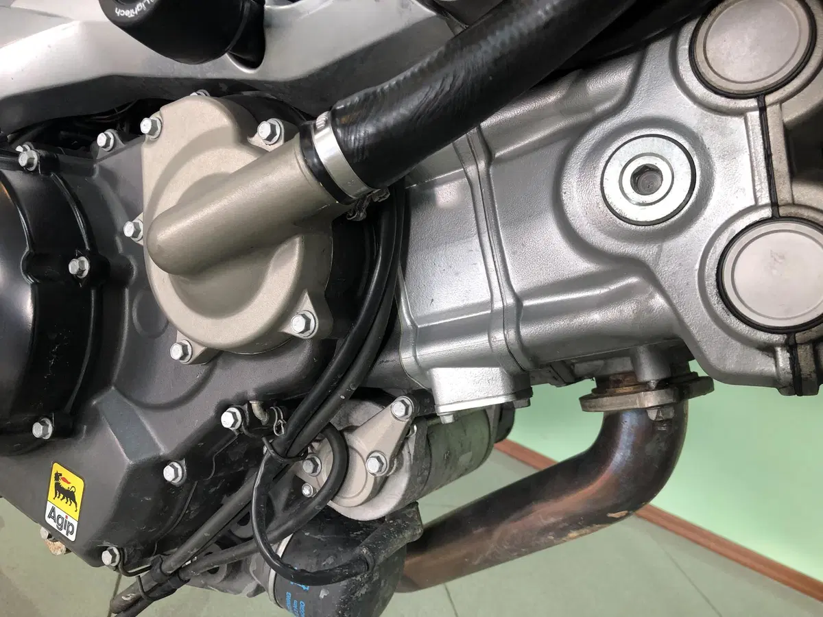 Aprilia Dorsoduro 750 (2009 - 14) (17)
