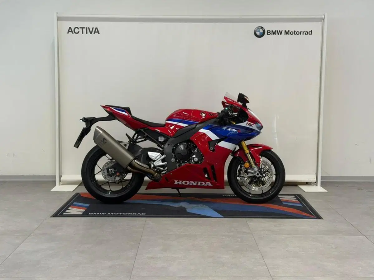 Honda CBR 1000 RR-R Fireblade SP (2024 - 26) (2)