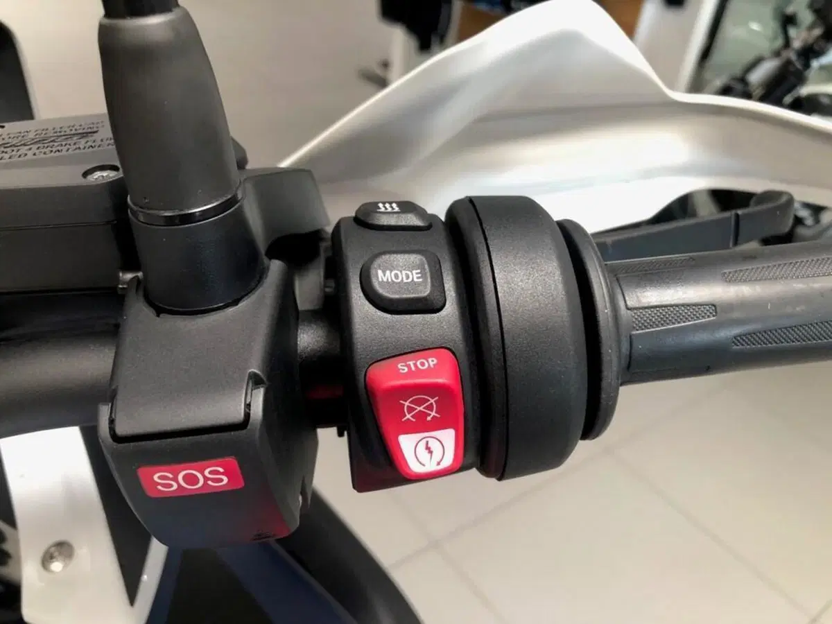 Bmw R 1250 GS (2021 - 24) (4)