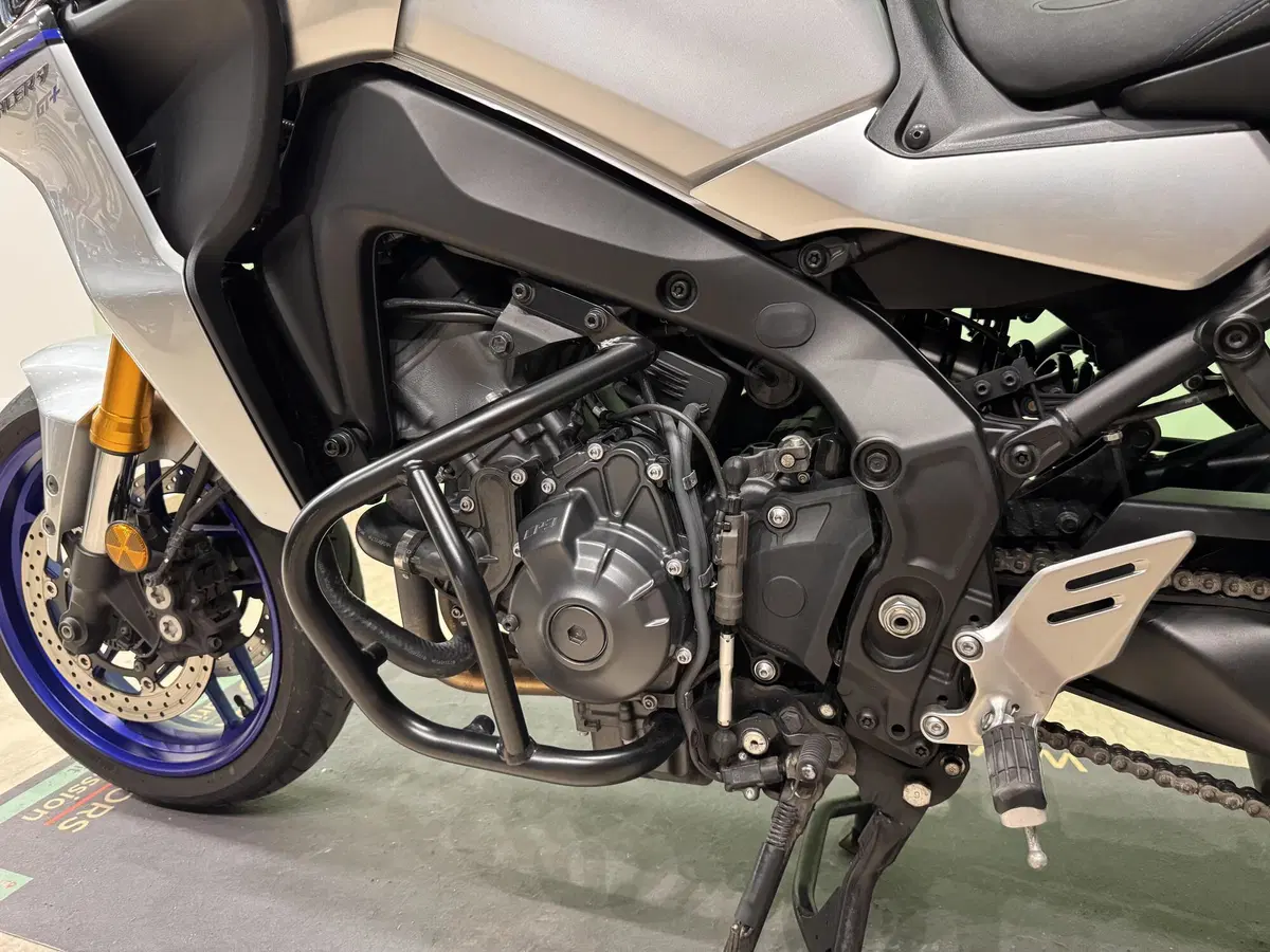 Yamaha Tracer 9 GT+ (2023 - 24) (6)