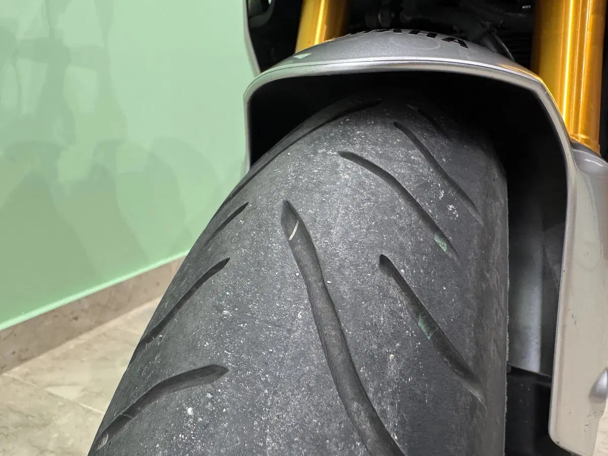 Yamaha Tracer 9 GT+ (2023 - 24) (10)