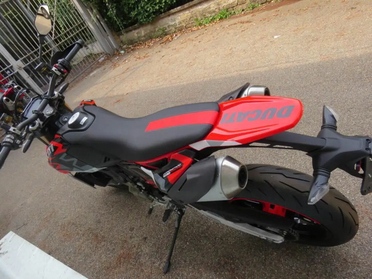 Ducati Hypermotard 698 Mono RVE (2024 - 26) (5)