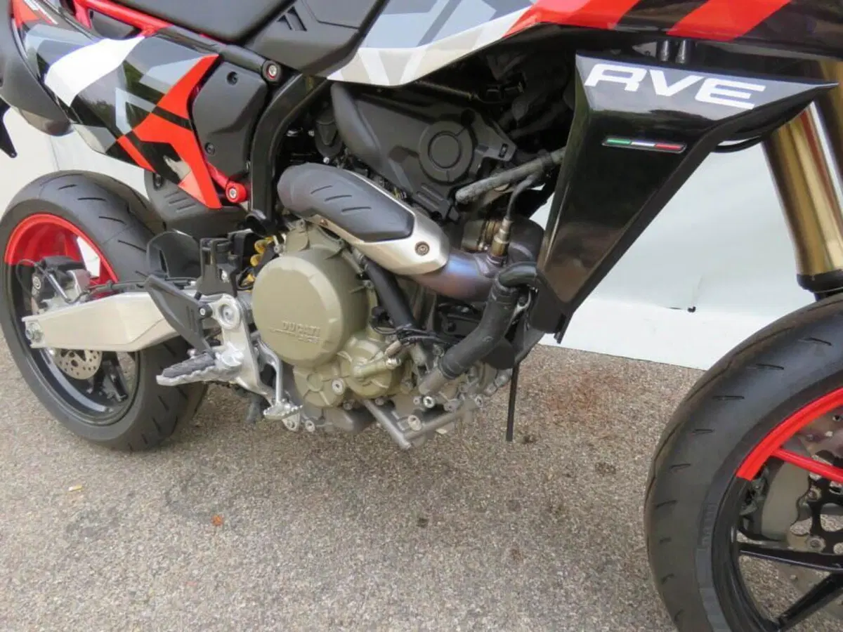 Ducati Hypermotard 698 Mono RVE (2024 - 26) (11)