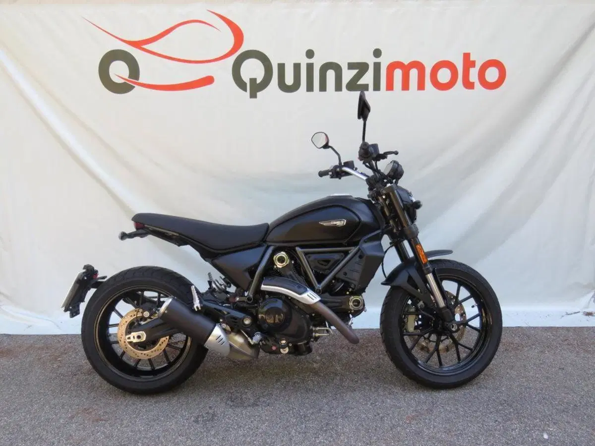 Ducati Scrambler 800 Icon Dark (2025 - 26)
