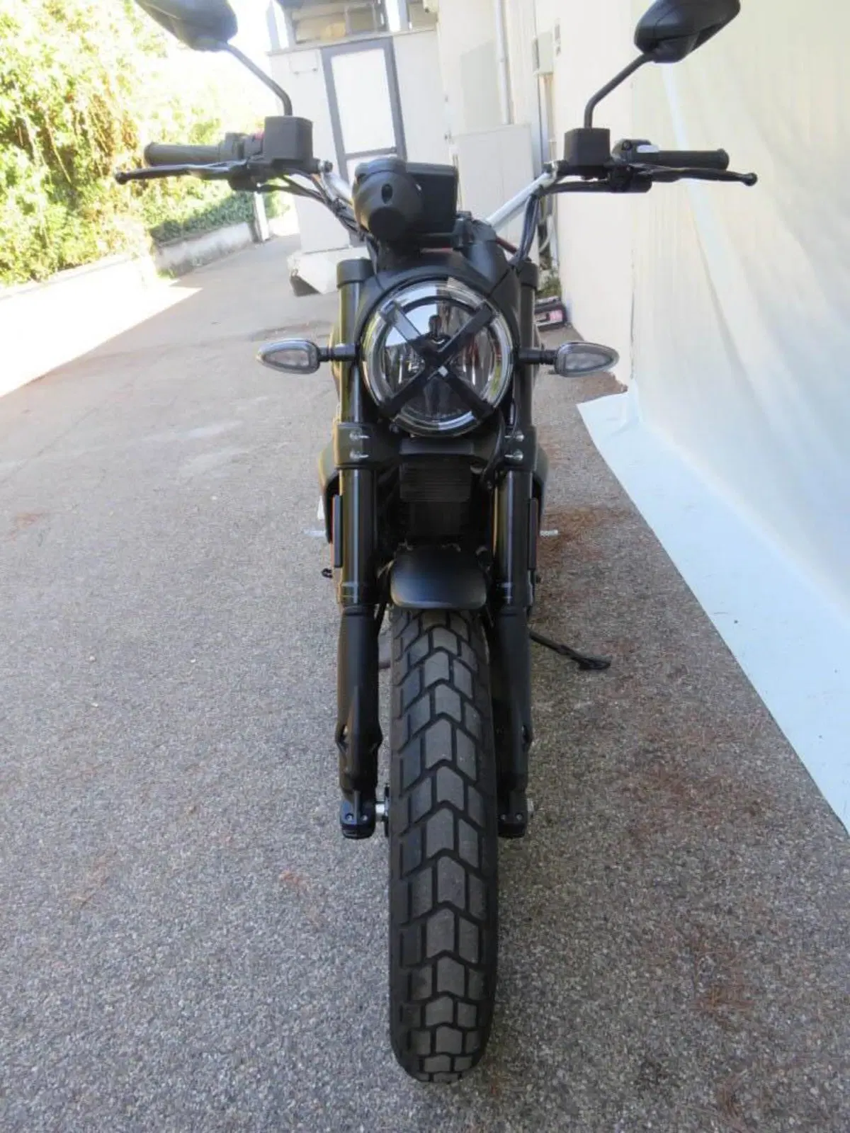 Ducati Scrambler 800 Icon Dark (2025 - 26) (7)