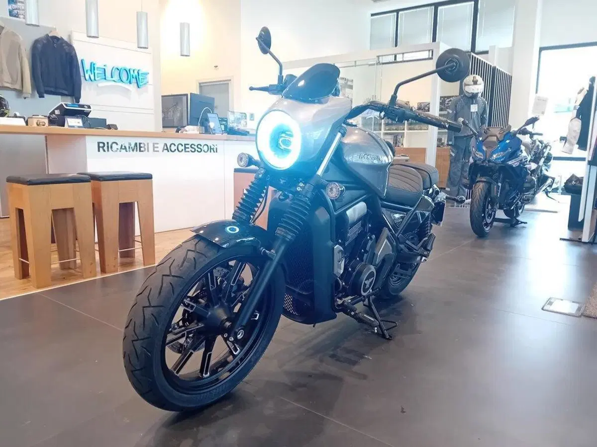 Moto Morini Calibro Bagger (2024 - 26) (2)