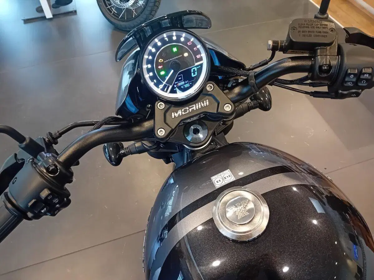 Moto Morini Calibro Bagger (2024 - 26) (7)