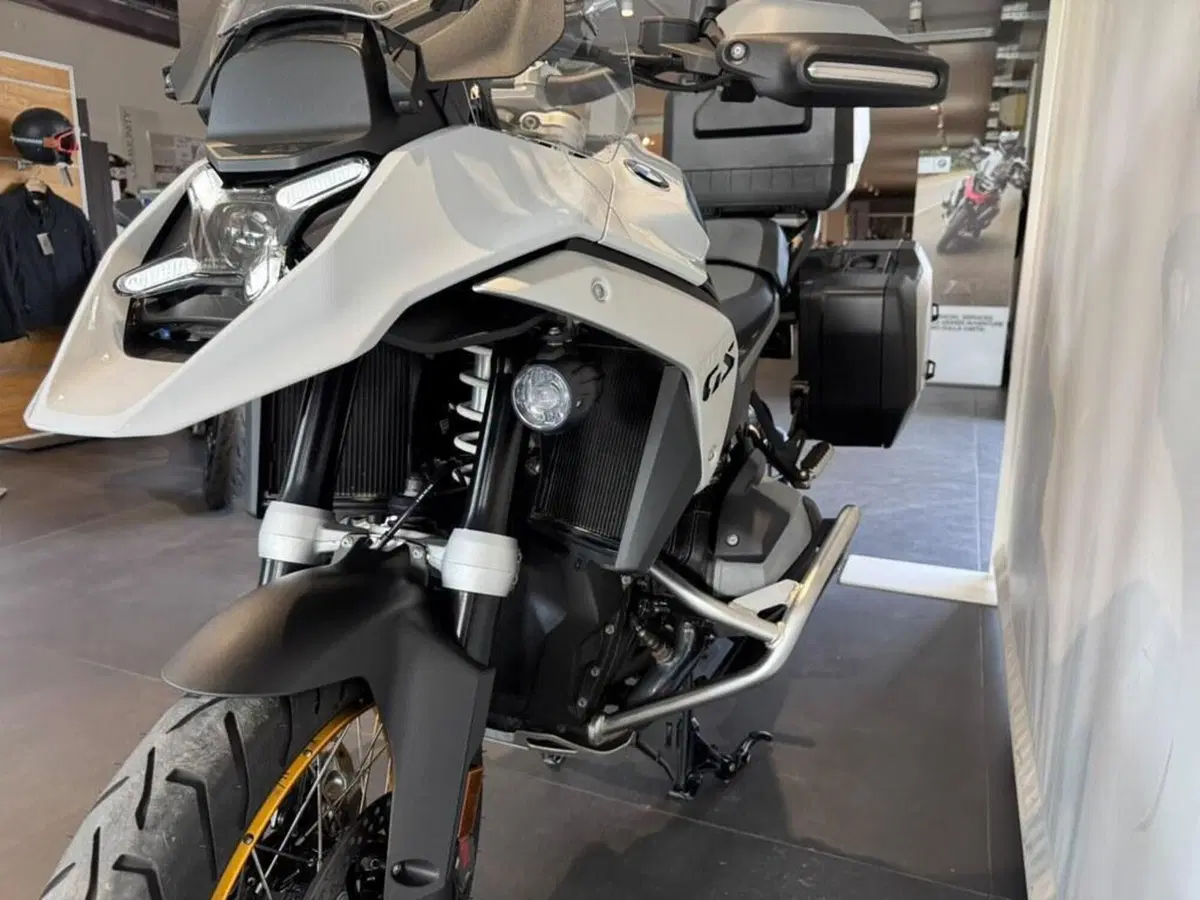 Bmw R 1300 GS (2023 - 26) (5)