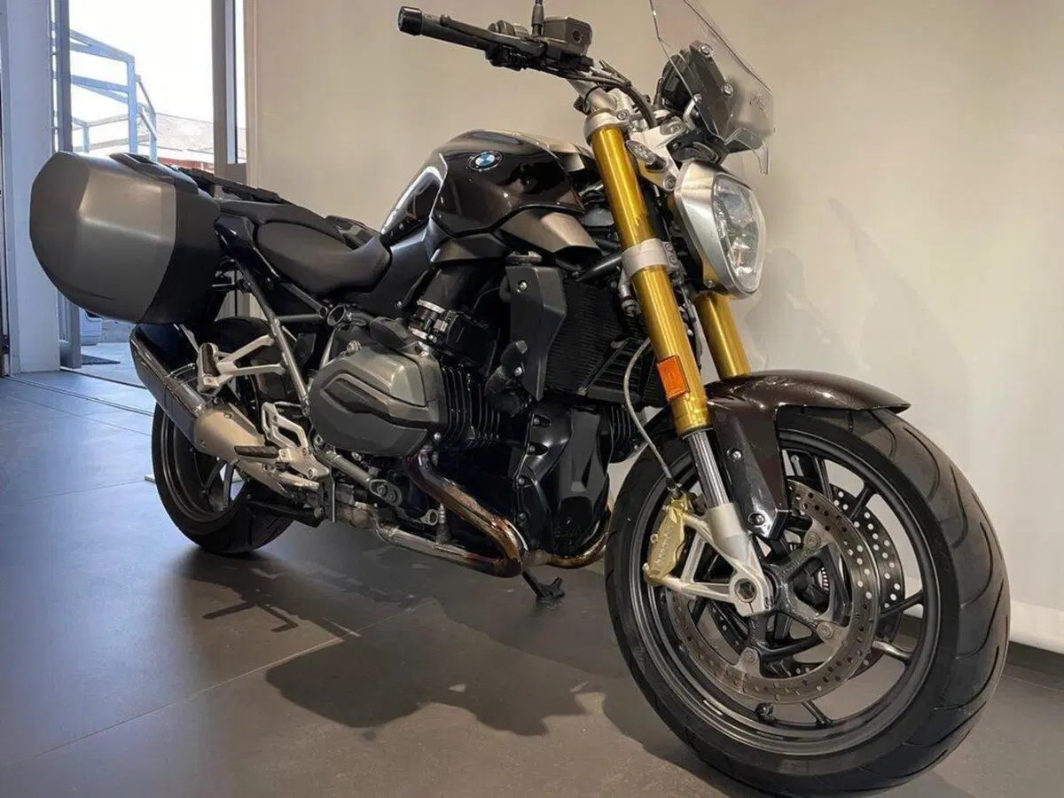 Bmw R 1200 R Black Edition (2017 - 18) (9)