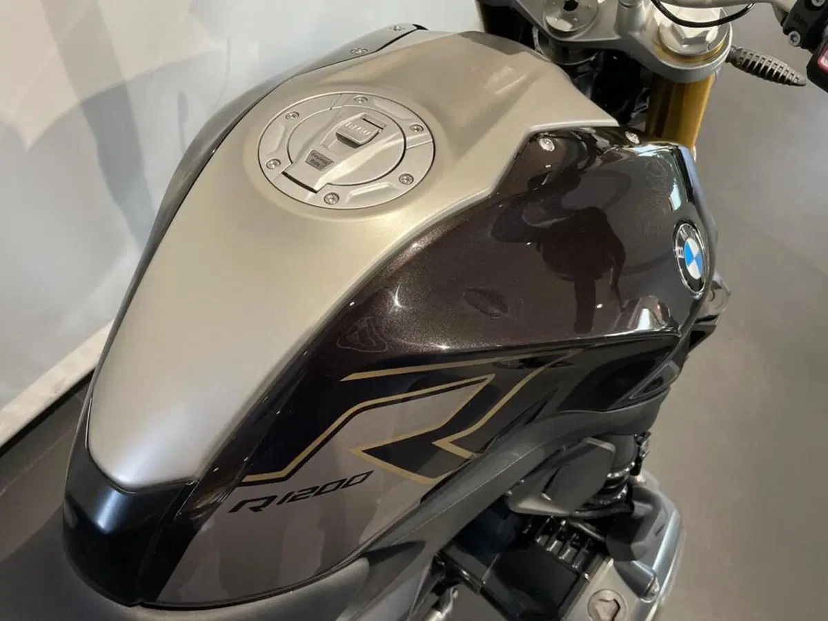 Bmw R 1200 R Black Edition (2017 - 18) (2)