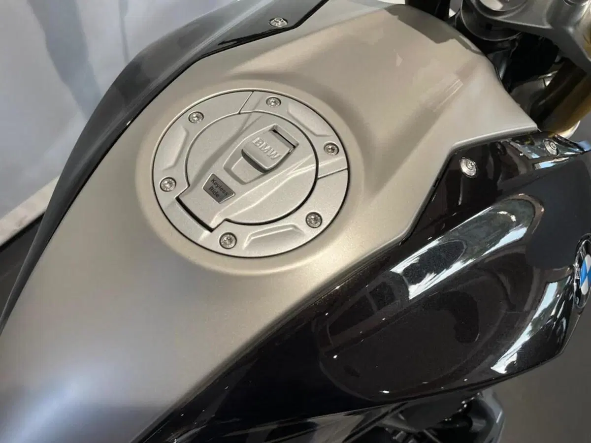 Bmw R 1200 R Black Edition (2017 - 18) (4)