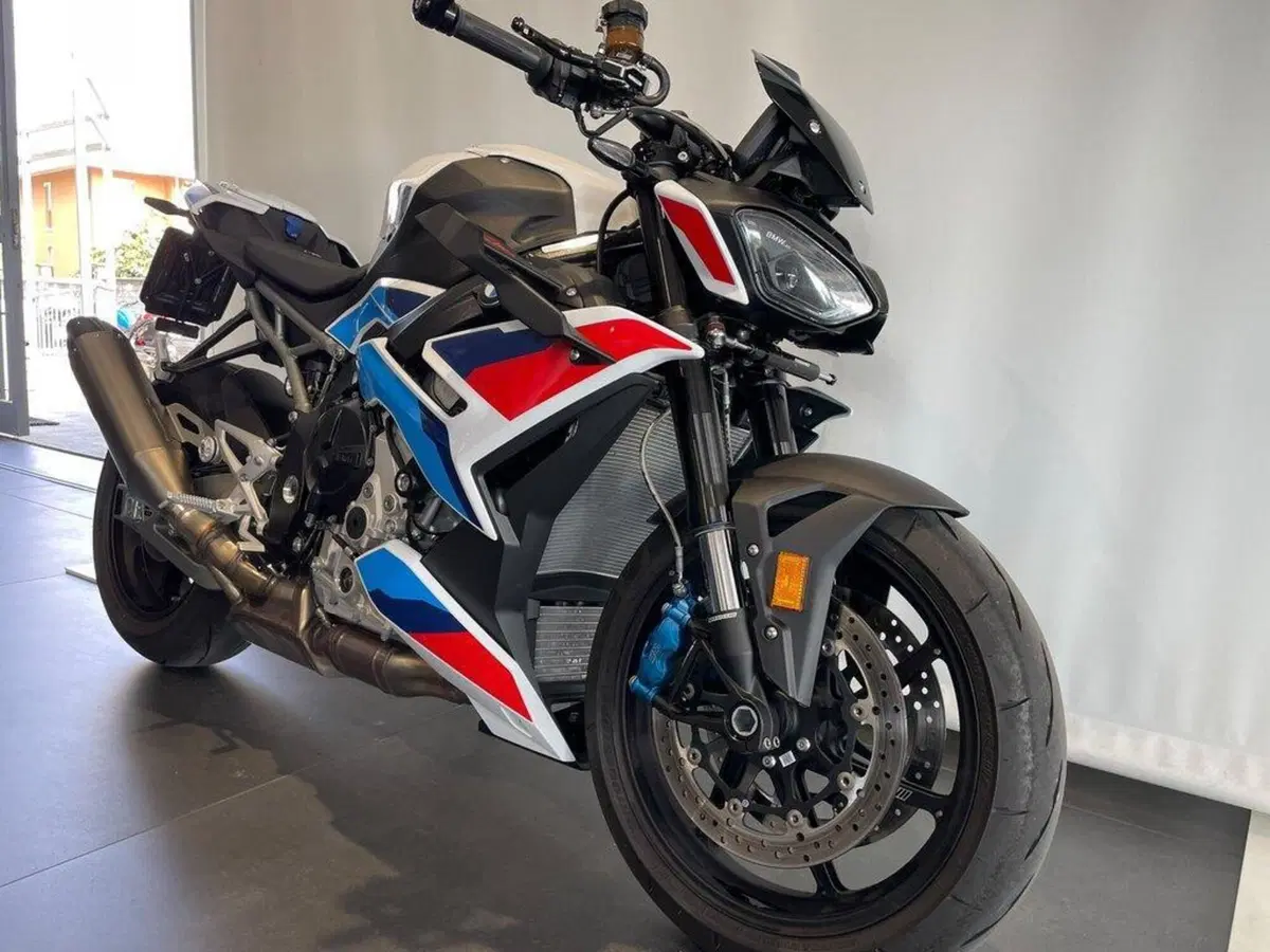 Bmw M 1000 R (2025 - 27) (9)