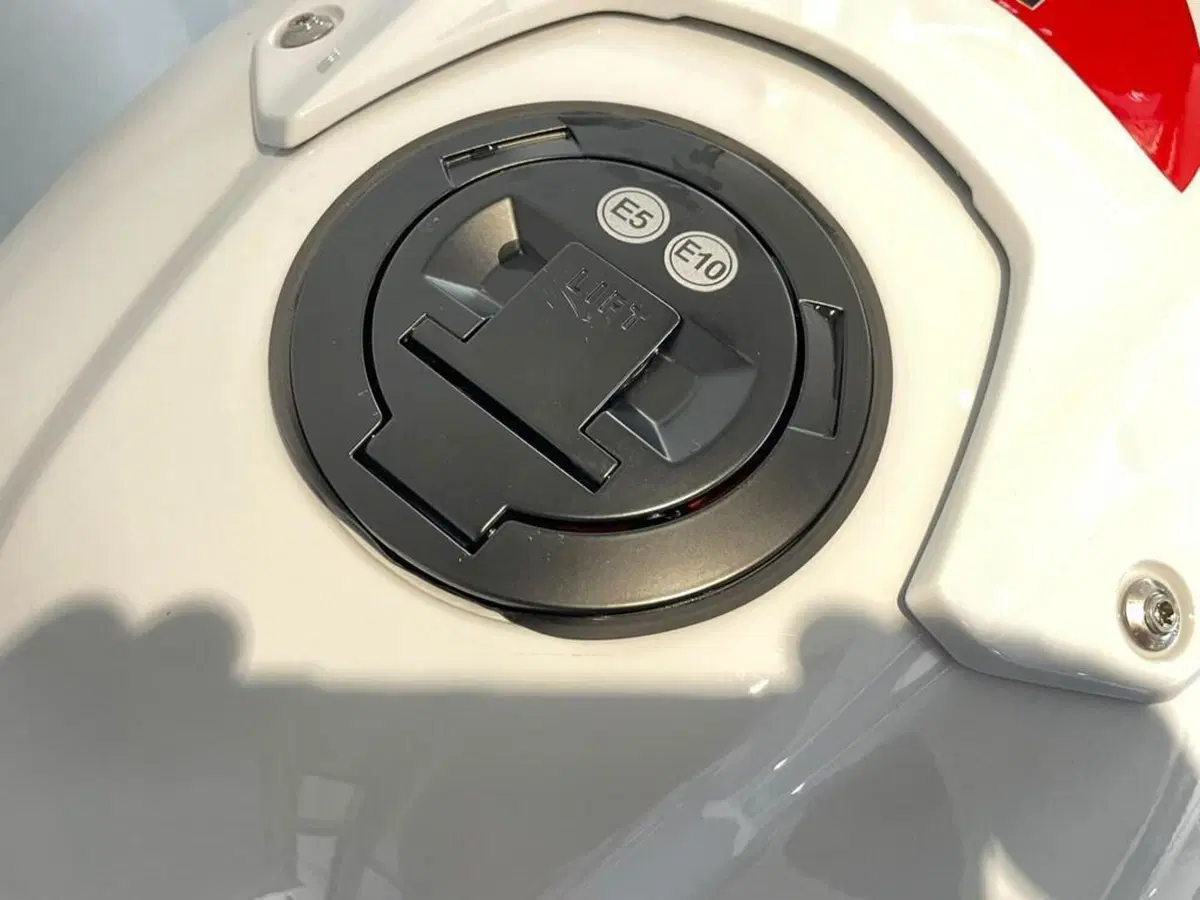 Bmw M 1000 R (2025 - 27) (3)