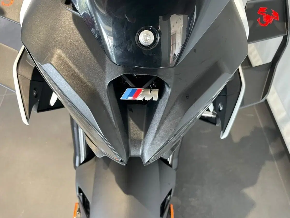 Bmw M 1000 R (2025 - 27) (10)
