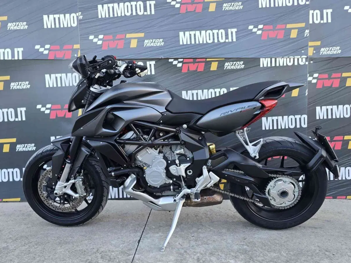 MV Agusta Rivale 800 EAS ABS (2013 - 17) (2)