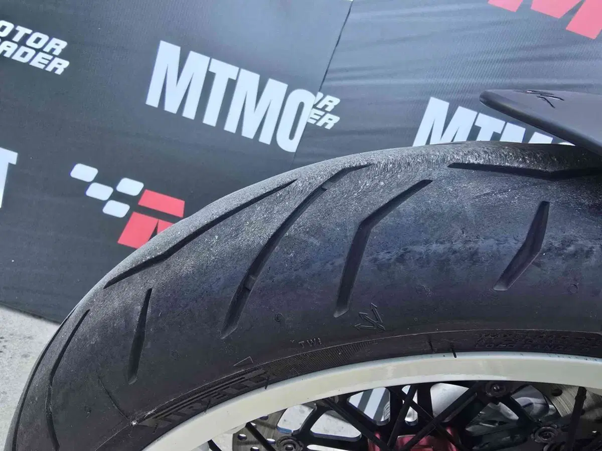 MV Agusta Dragster 800 RR (2018 - 20) (10)