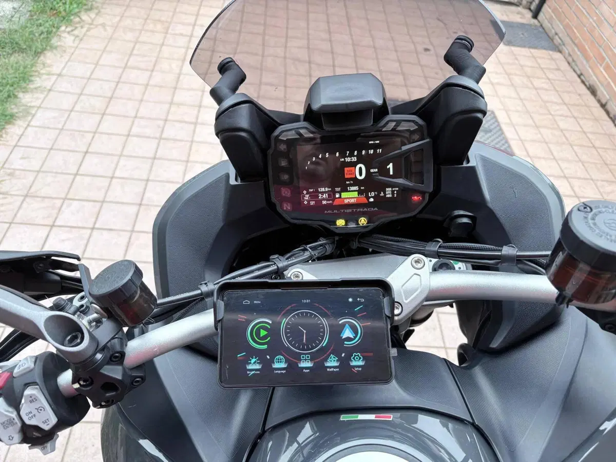 Ducati Multistrada V2 S (2022 - 24) (4)