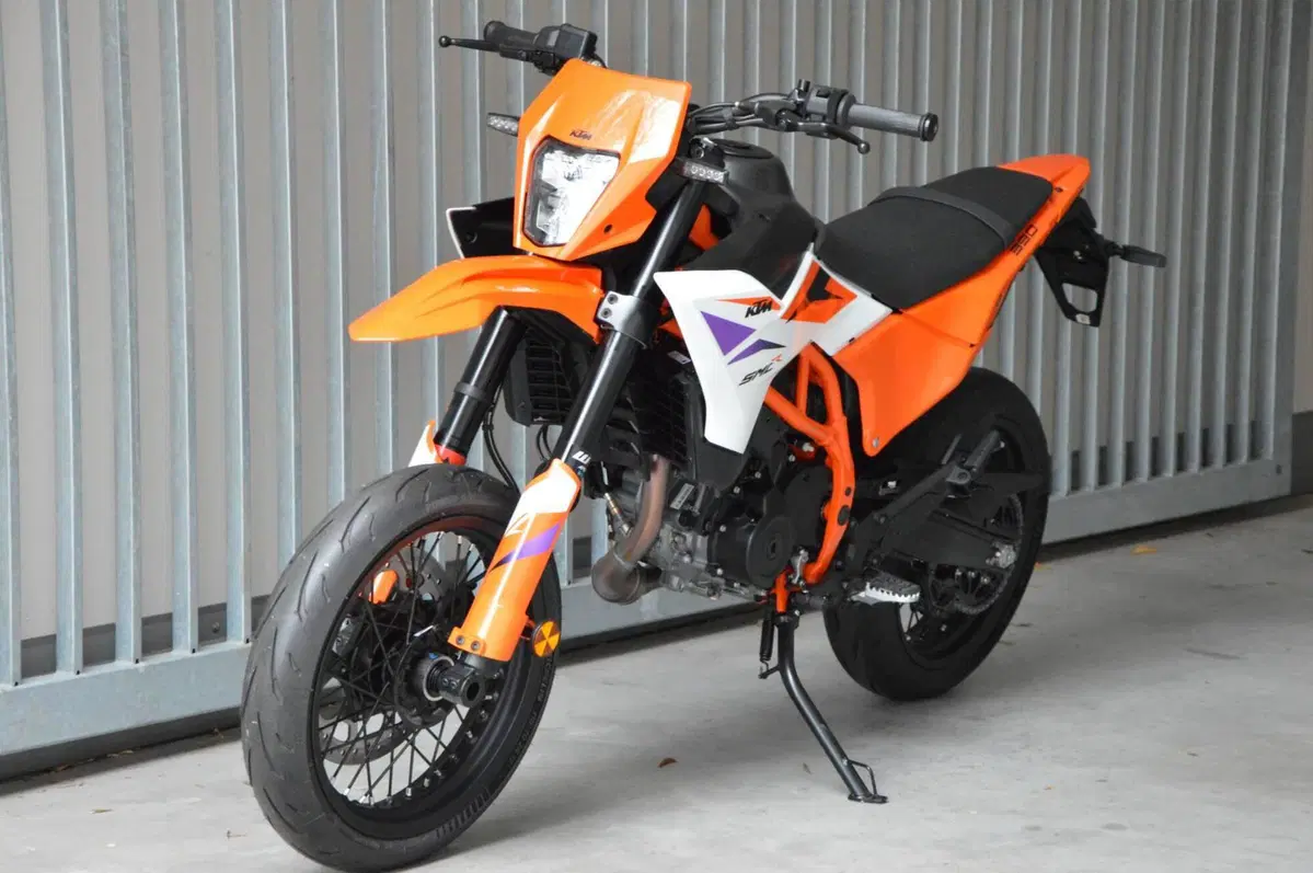KTM 390 SMC R (2025 - 26) (7)