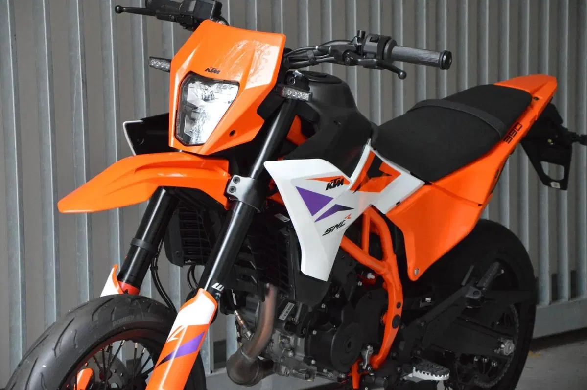 KTM 390 SMC R (2025 - 26) (8)