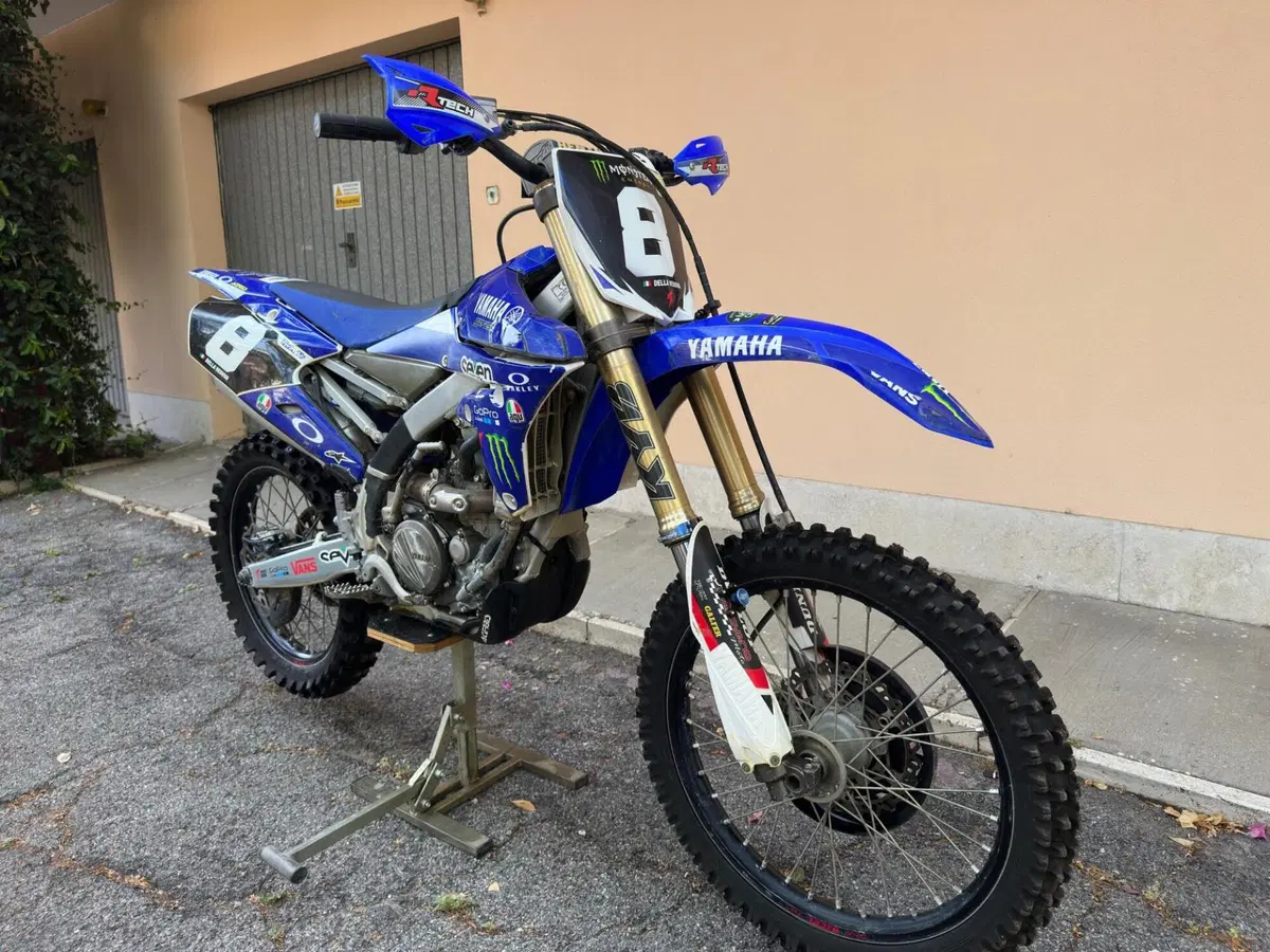 Yamaha YZ 250 F (2015) (10)