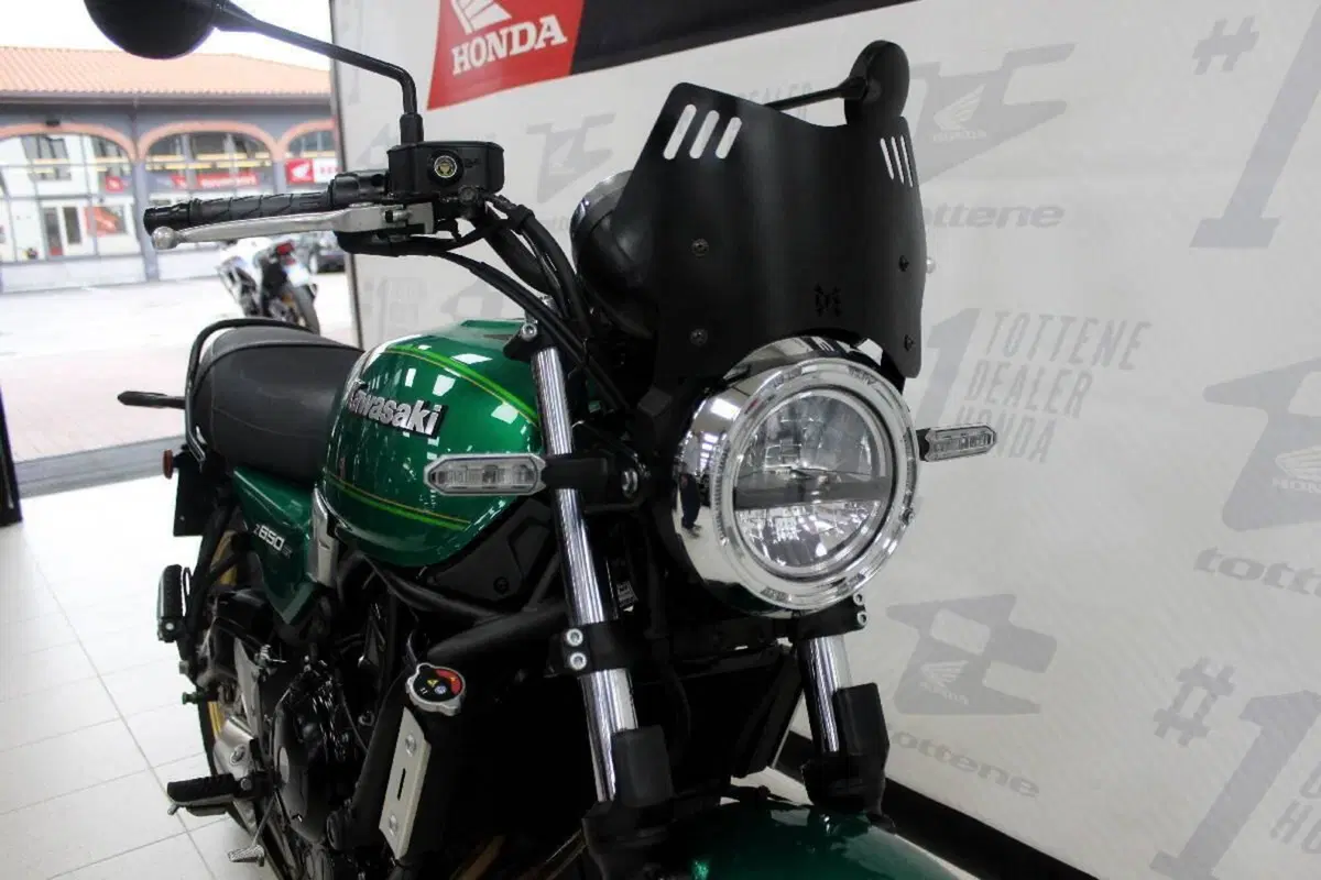 Kawasaki Z 650 RS (2022 - 24) (4)