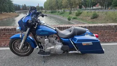 Harley-Davidson 1584 Electra Glide Standard (2008 - 10) - FLHT usata