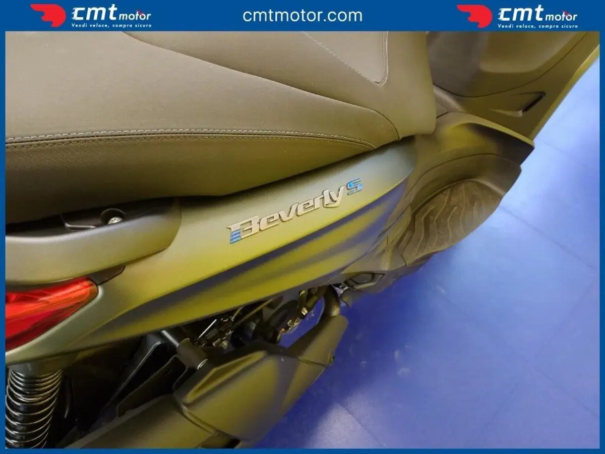 Piaggio Beverly 400 S ABS-ASR (2021 - 24) (8)