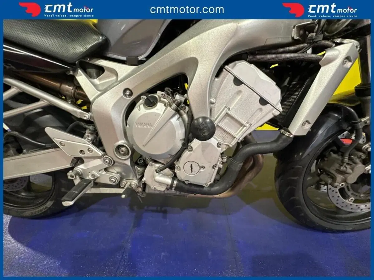 Yamaha FZ6 (2004 - 07) (12)