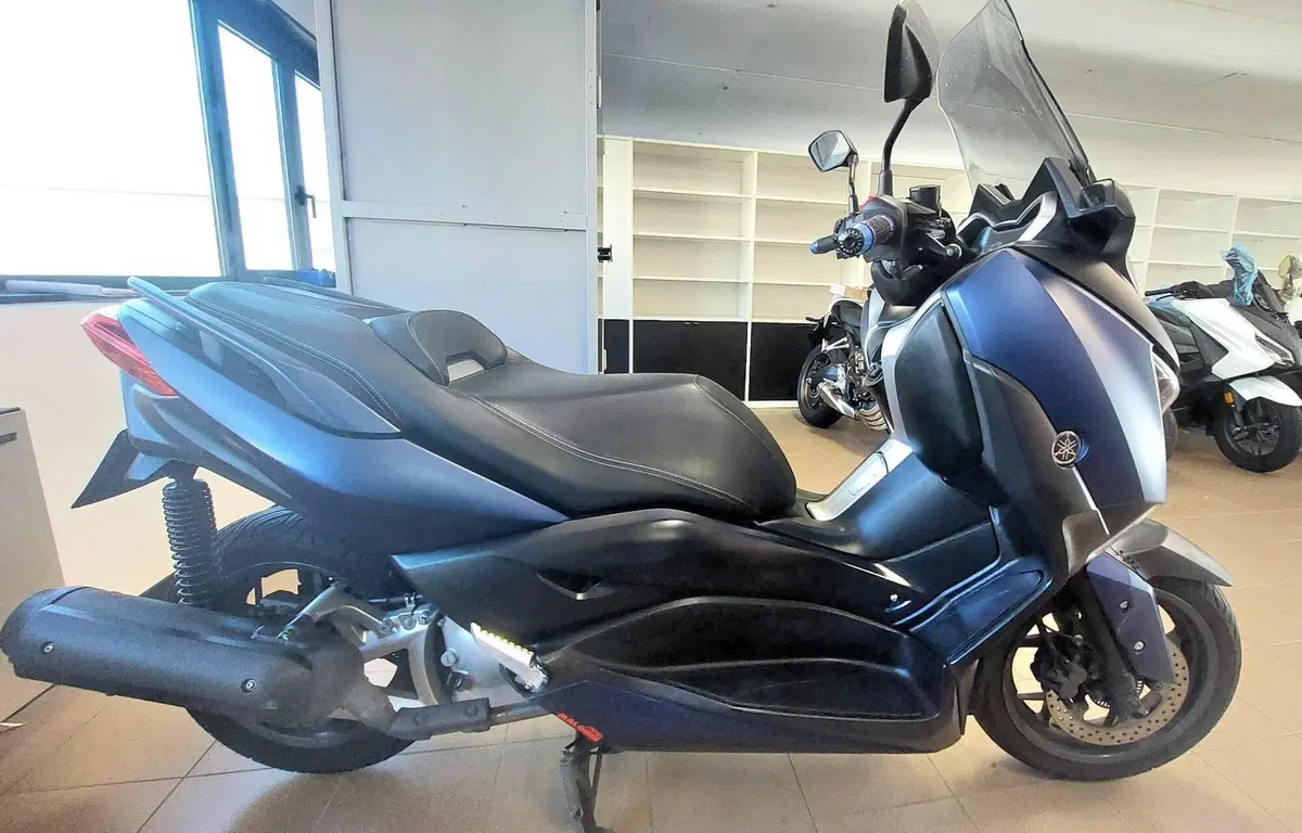 Yamaha X-Max 125 ABS (2018 - 20) (4)