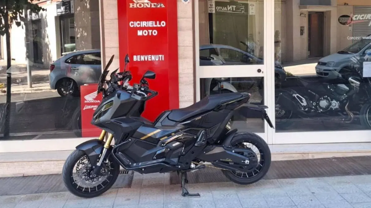 Honda X-ADV 750 DCT (2021 - 24) (2)