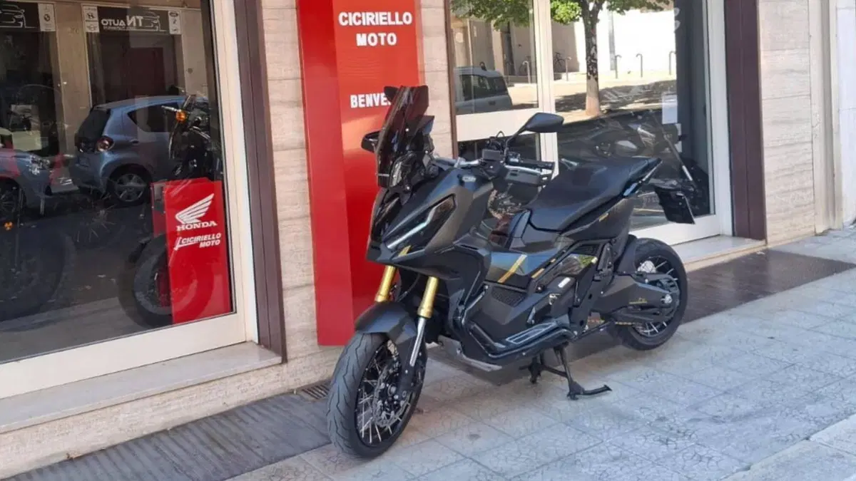 Honda X-ADV 750 DCT (2021 - 24) (14)