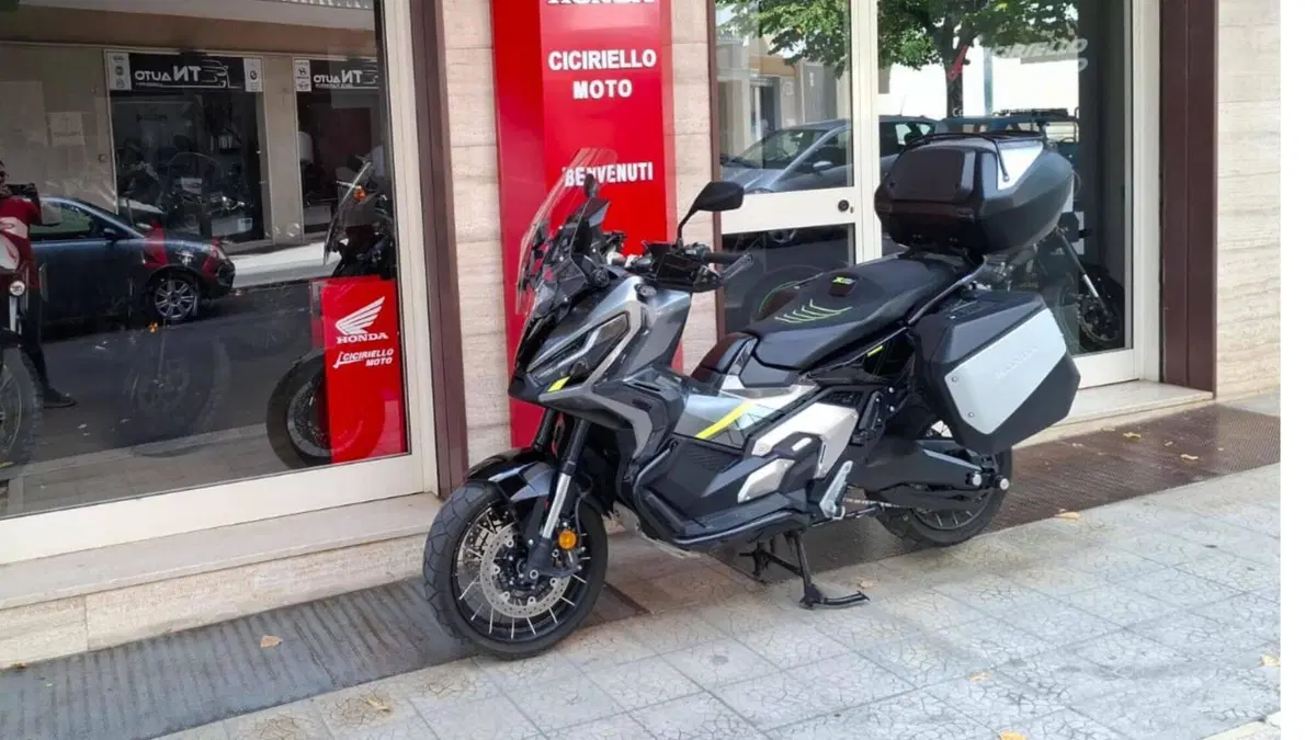 Honda X-ADV 750 DCT (2021 - 24) (13)