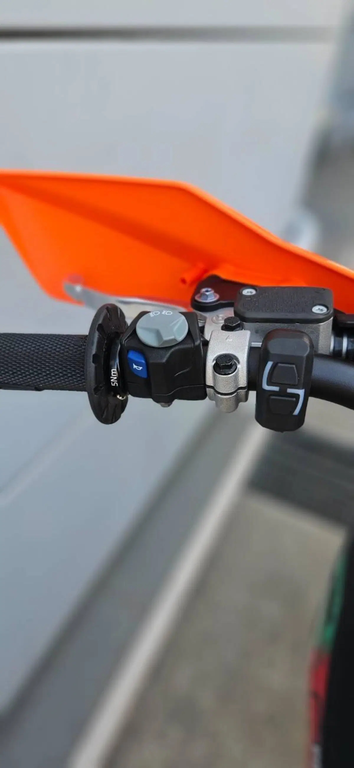 KTM 300 EXC 6Days (2027) (12)