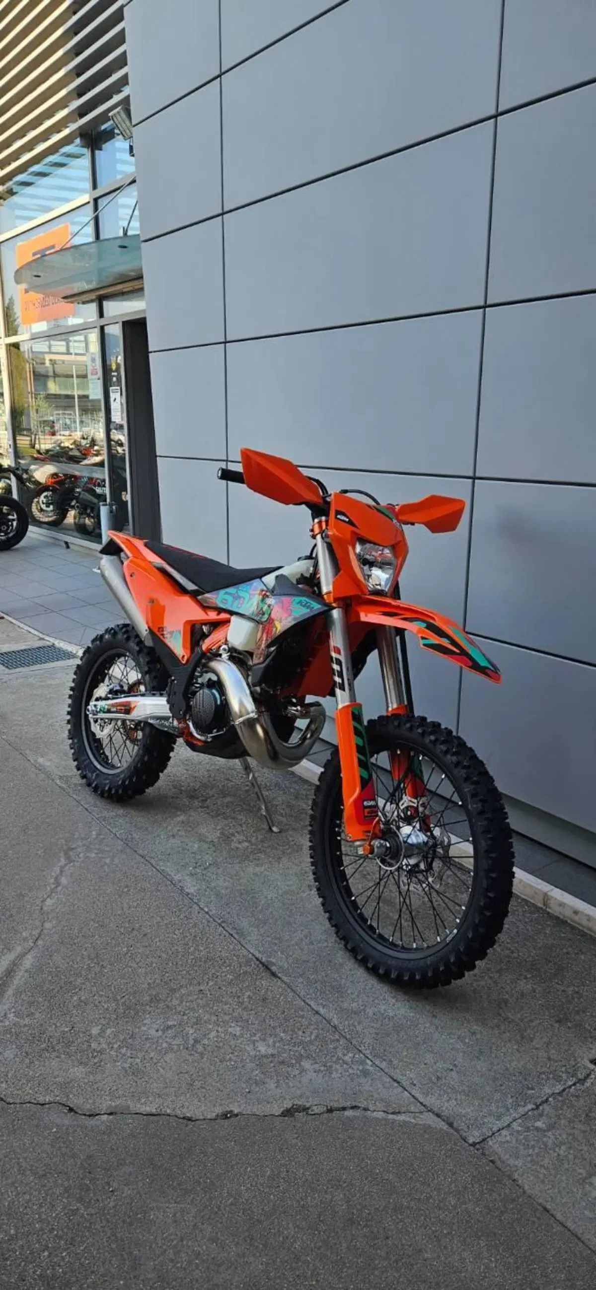 KTM 300 EXC 6Days (2027) (2)