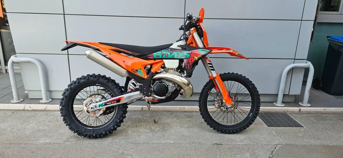 KTM 300 EXC 6Days (2027)
