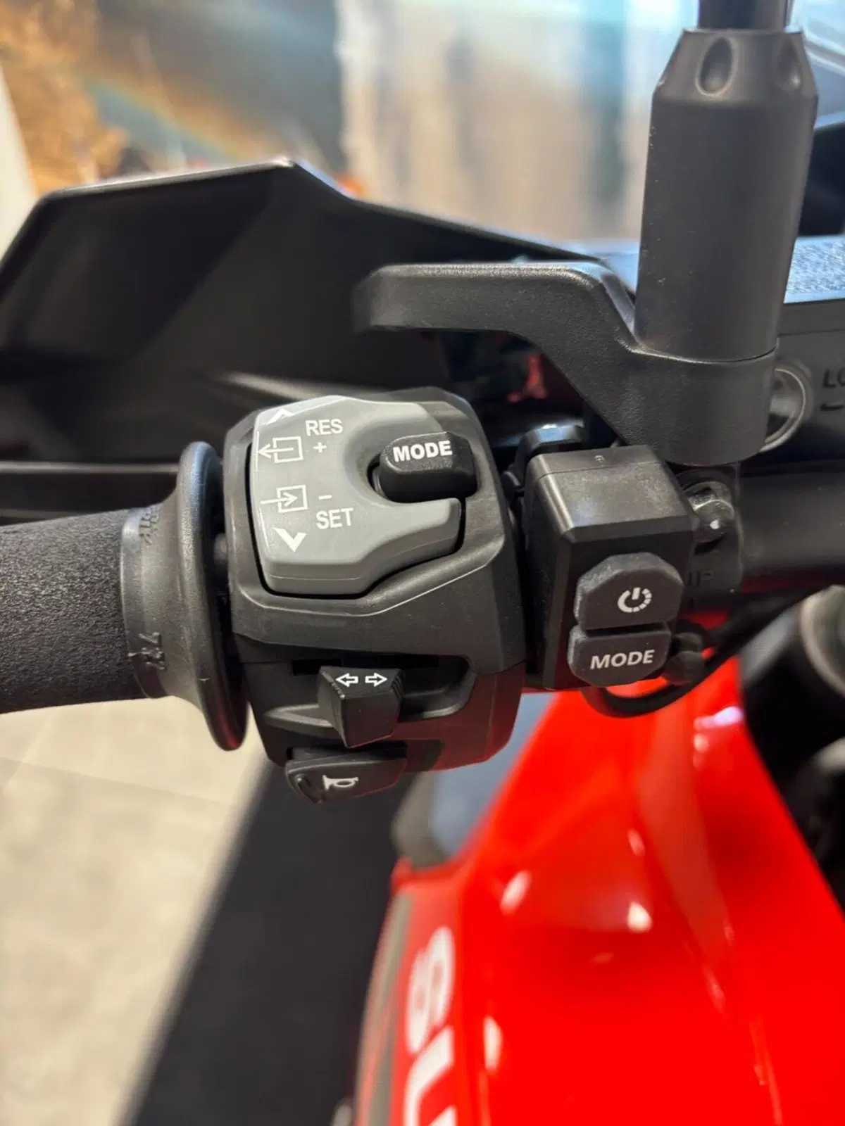 Suzuki V-Strom 1050 (2020 - 21) (7)