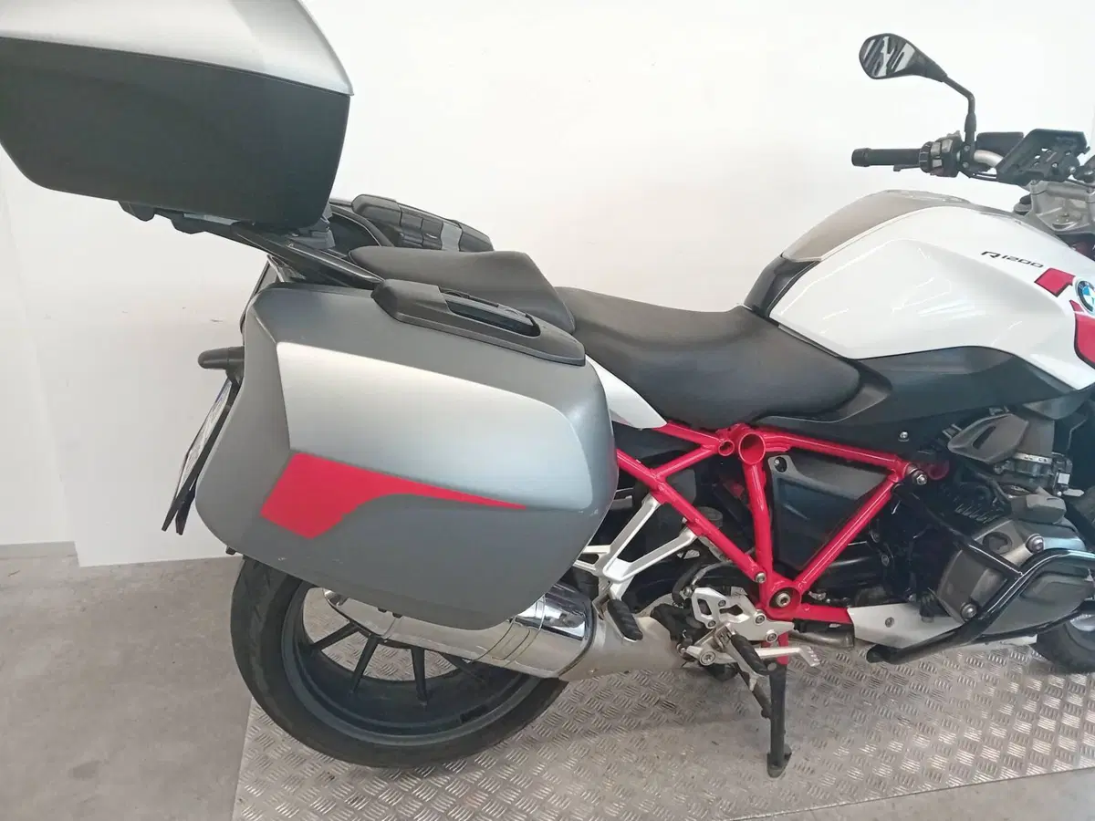 Bmw R 1200 R (2015 - 16) (6)