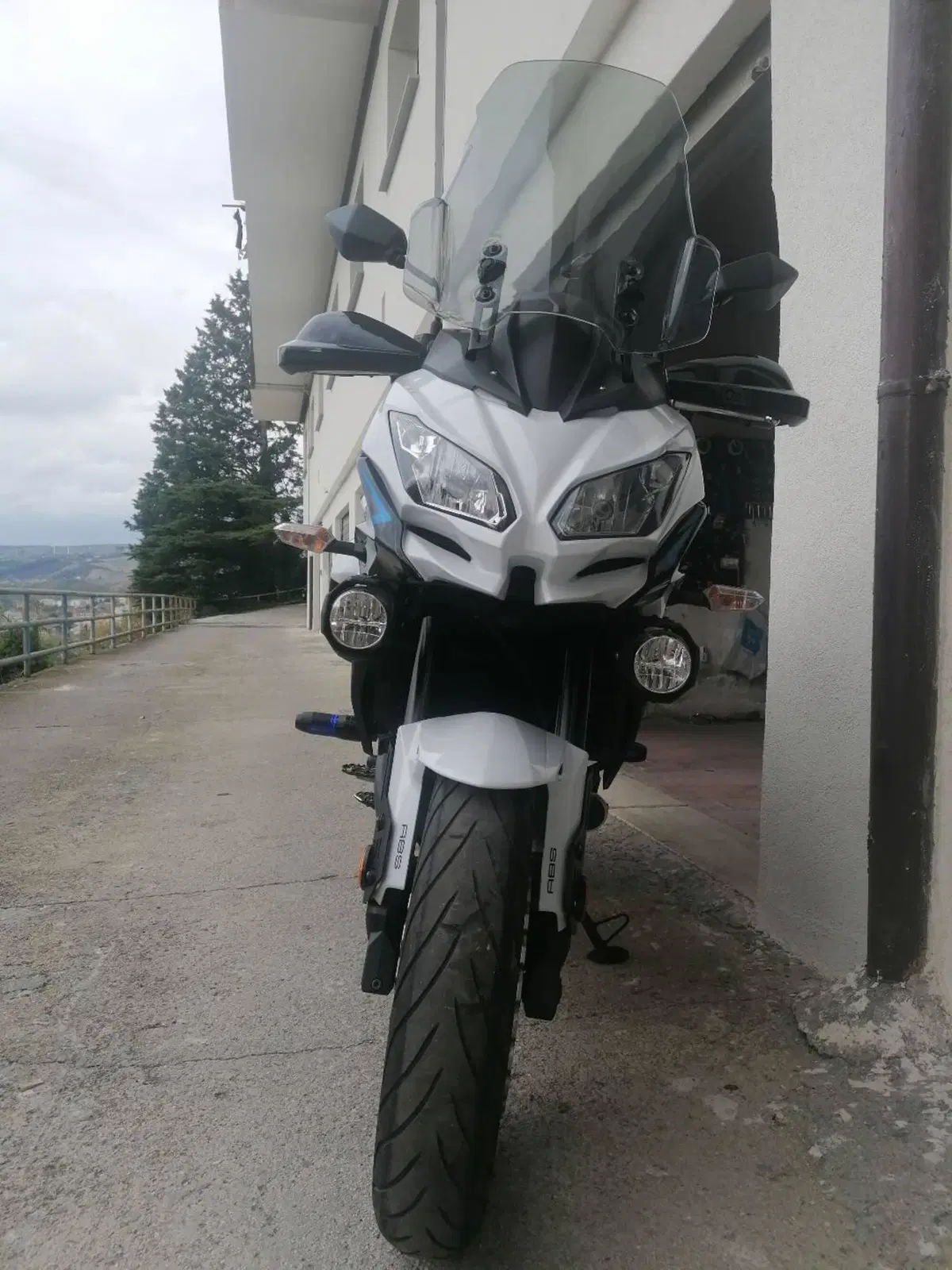 Kawasaki Versys 650 Tourer Plus (2021)