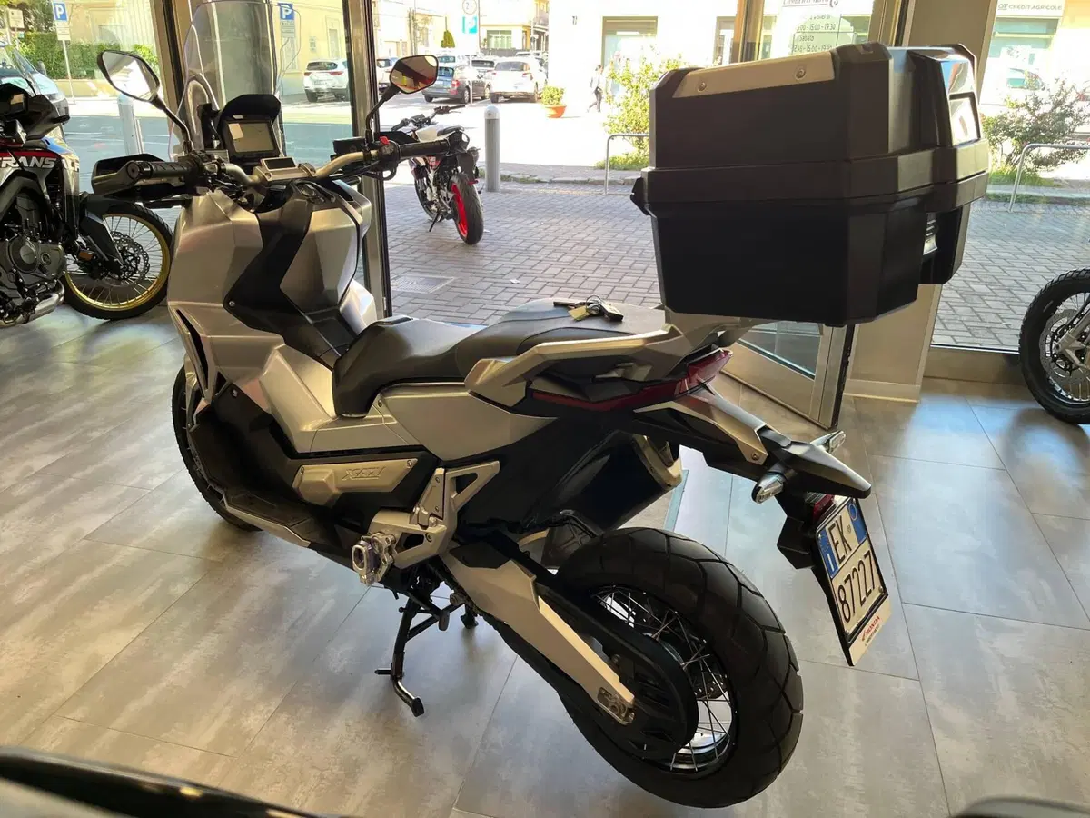 Honda X-ADV 750 (2017) (5)