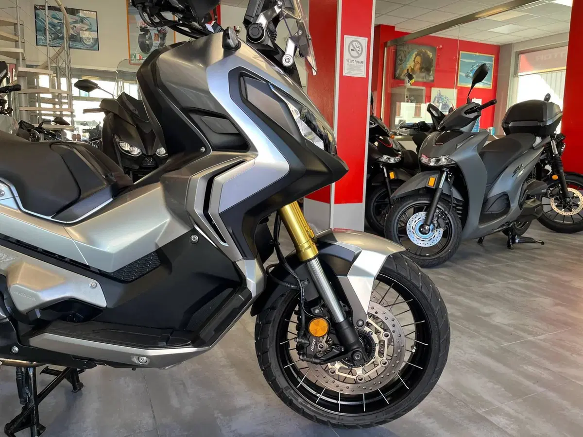 Honda X-ADV 750 (2017) (7)