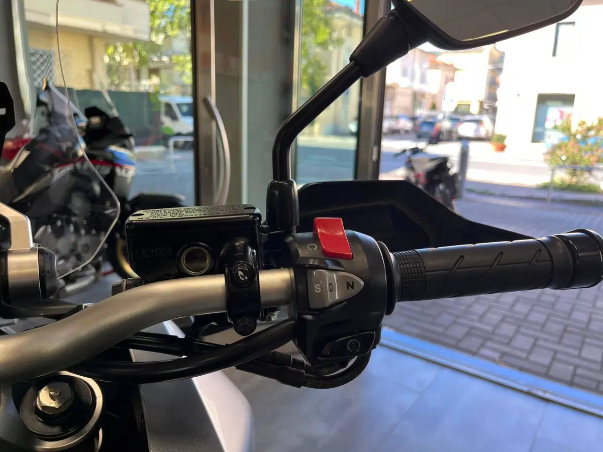 Honda X-ADV 750 (2017) (12)