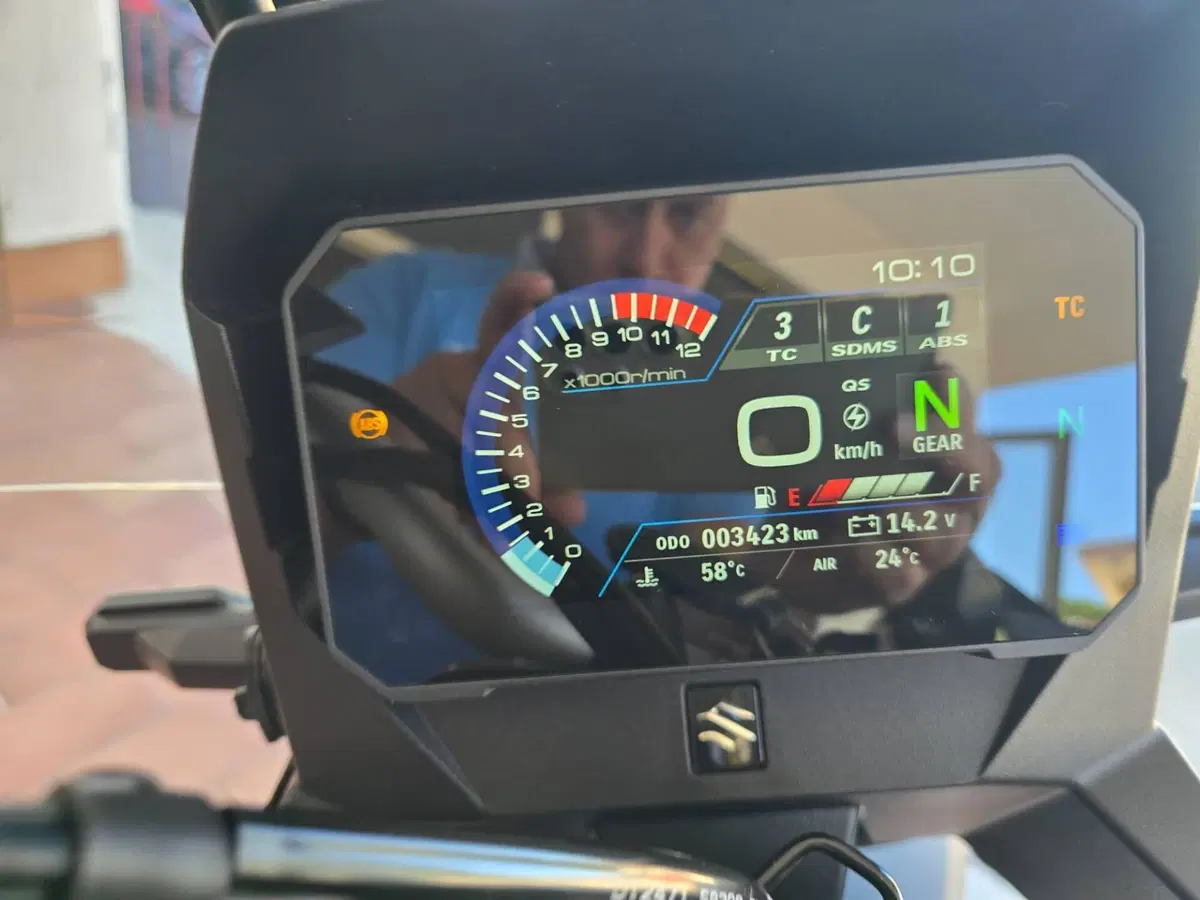 Suzuki V-Strom 800SE (2025 - 26) (12)