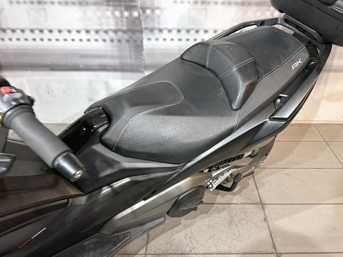 Kymco AK 550 (2017 - 19) (3)