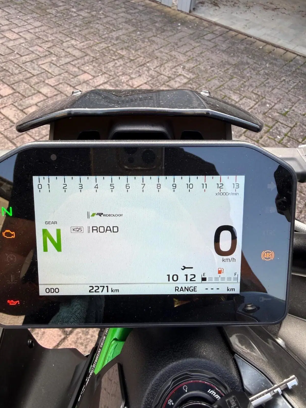 Kawasaki Z 900 SE (2025 - 26) (4)