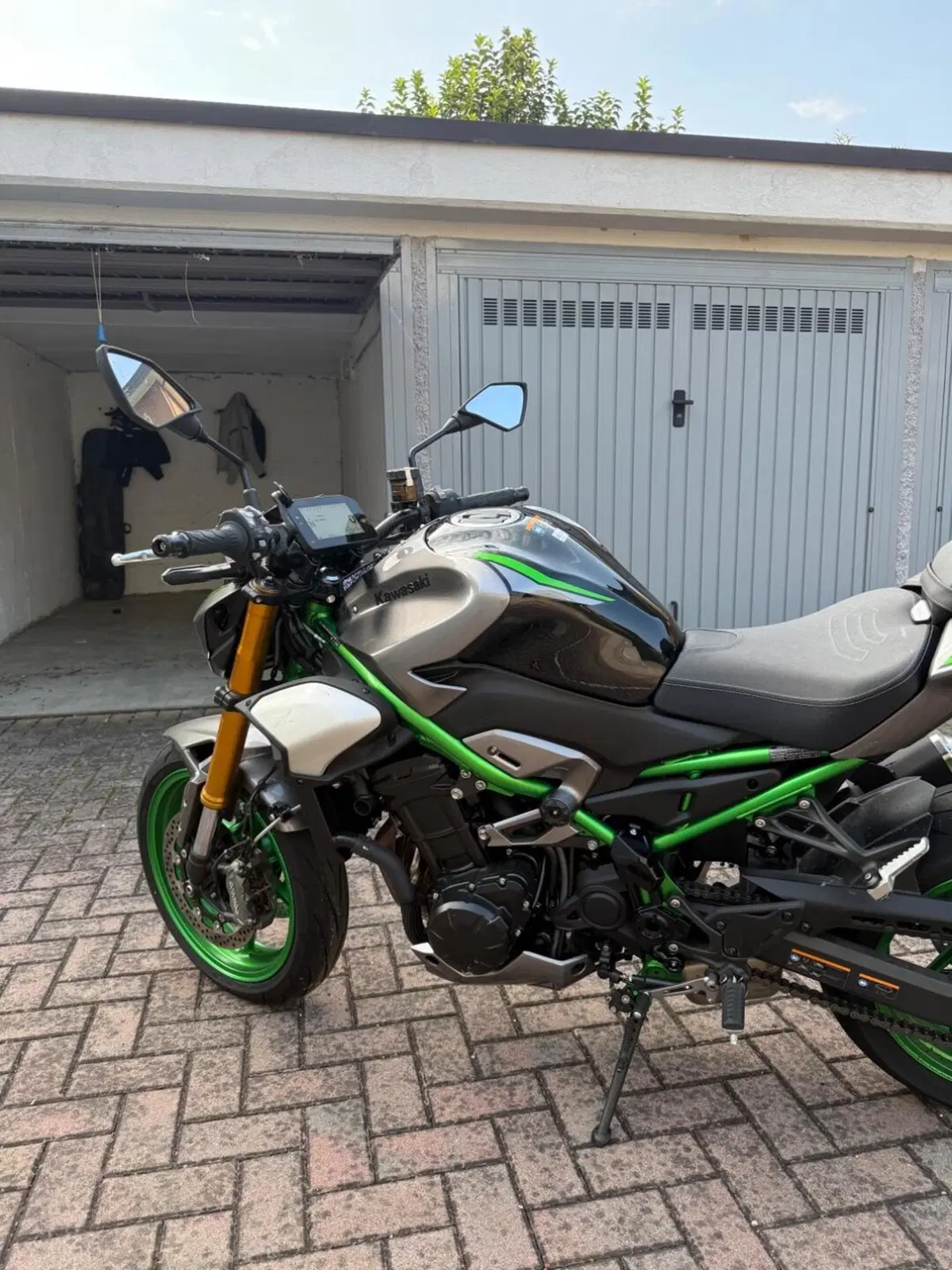 Kawasaki Z 900 SE (2025 - 26) (9)