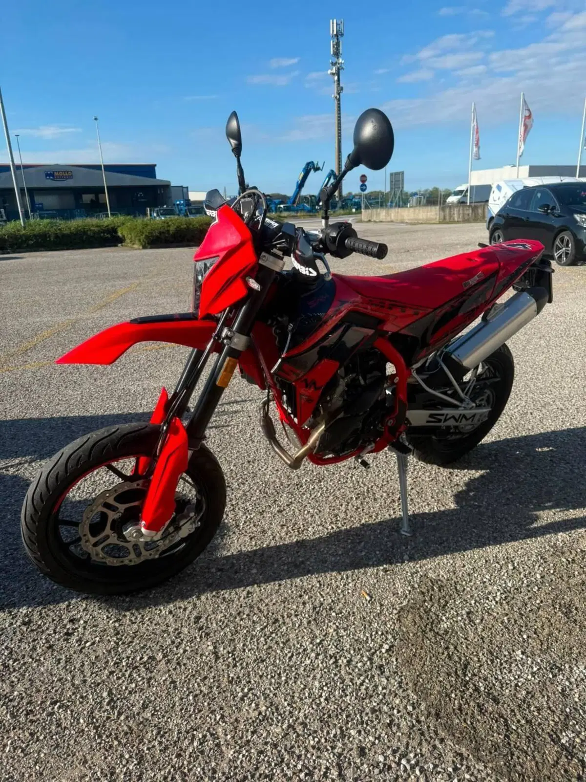 Swm SM 125 R (2025 - 26) (5)