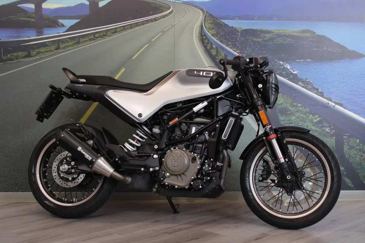Husqvarna Vitpilen 401 (2021 - 23) (5)