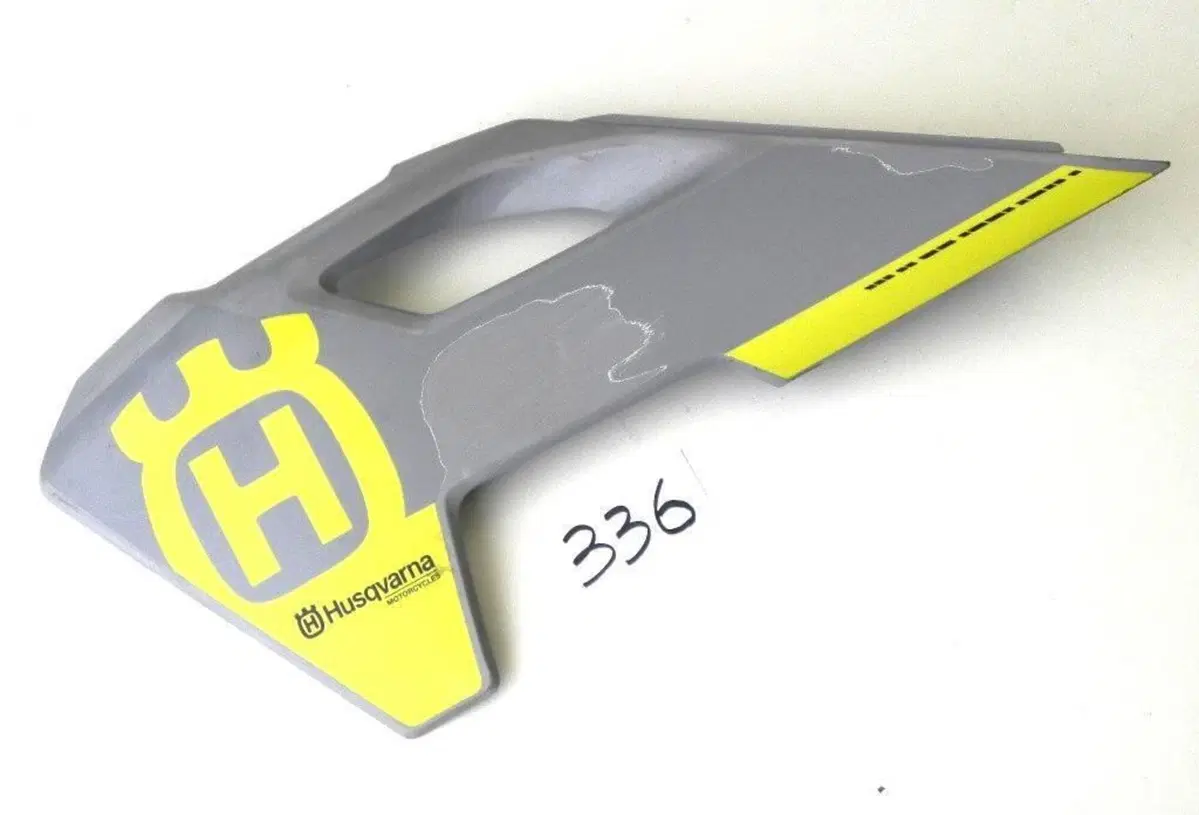 Fiancatine destra e sinistra Husqvarna (4)